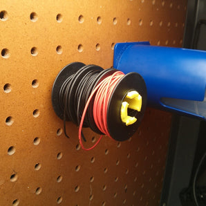 Pegboard-pidike johtokeloille – tehokas säilytys