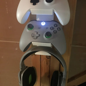 XBOX One -ohjaimen ja headsettien seinäkiinnitys