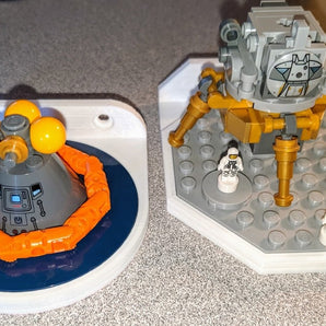 Lego Saturn V Mini Model seinäkiinnikkeet