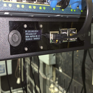 1U-räkkiasennus Raspberry Pi 3B+ ja 4B -malleille PoE Hat -ominaisuudella