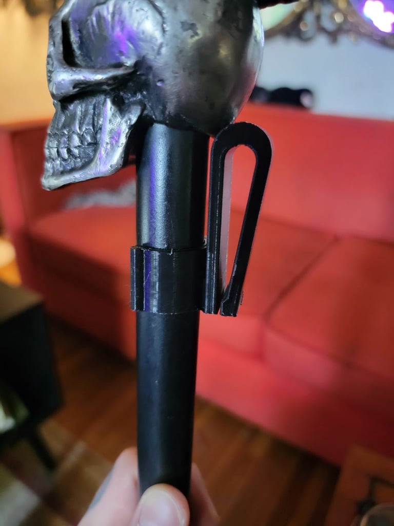 Käytännöllinen vyöpidike Stokke