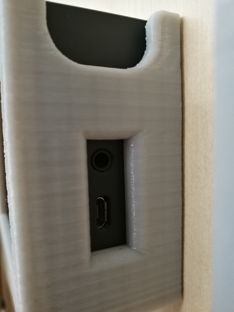 Seinäteline JBL GO:lle