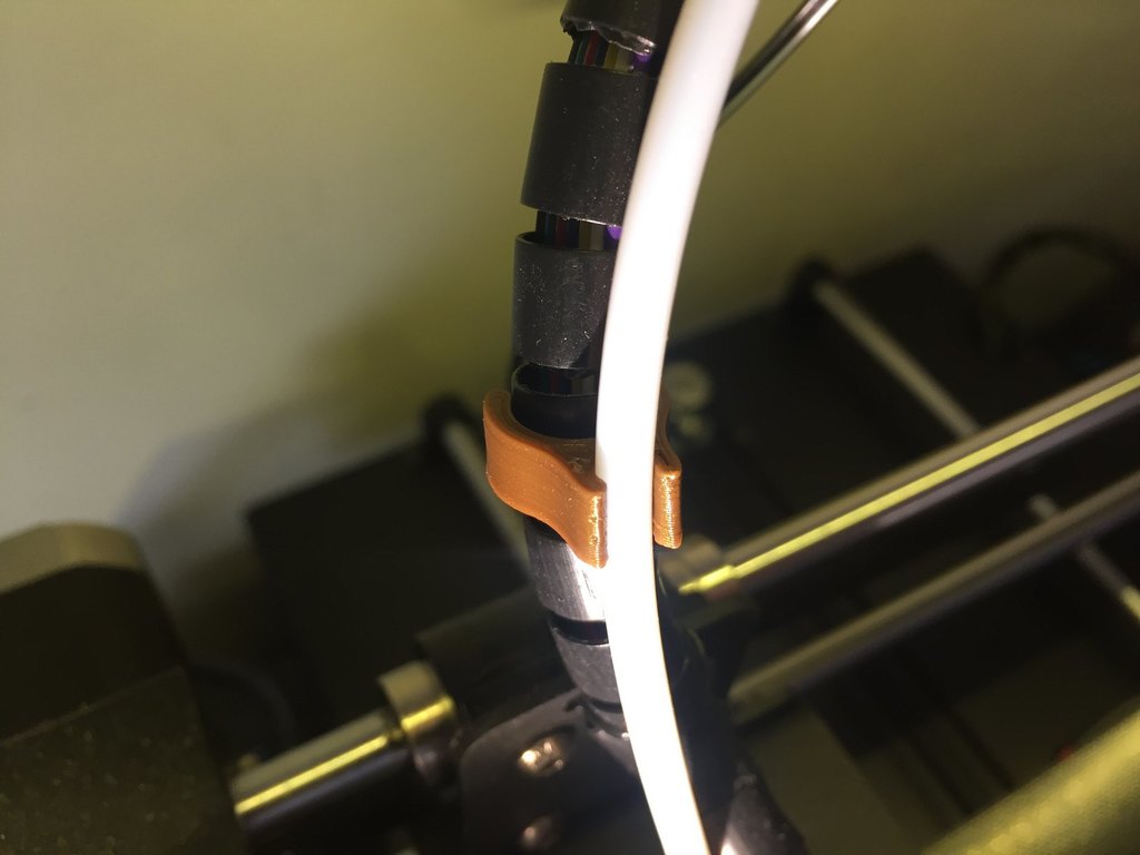 ANYCUBIC i3 MEGA Kaapeliklipsi