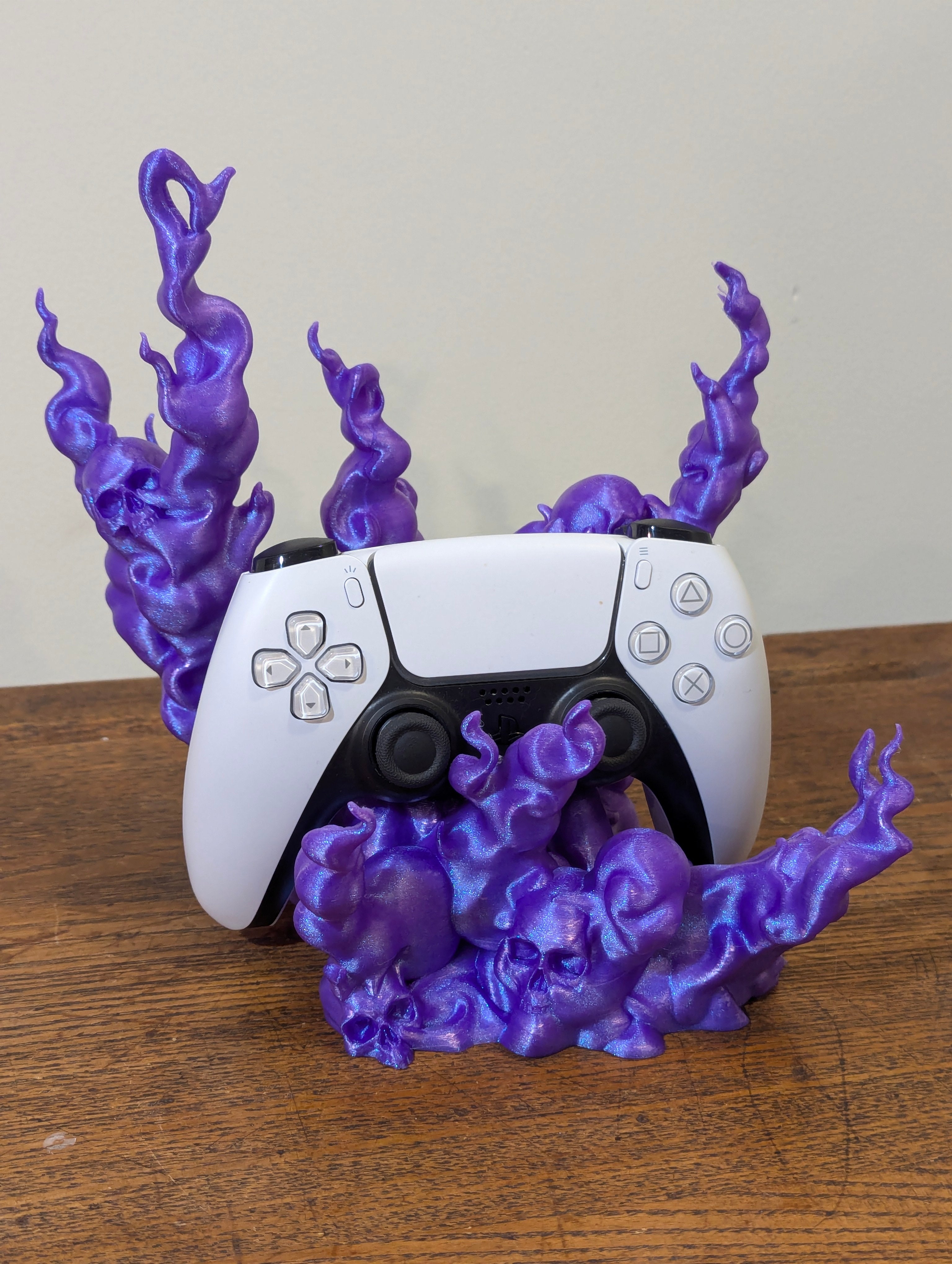 Kallopidike PS5:n, Xboxin ja Switchin ohjaimille