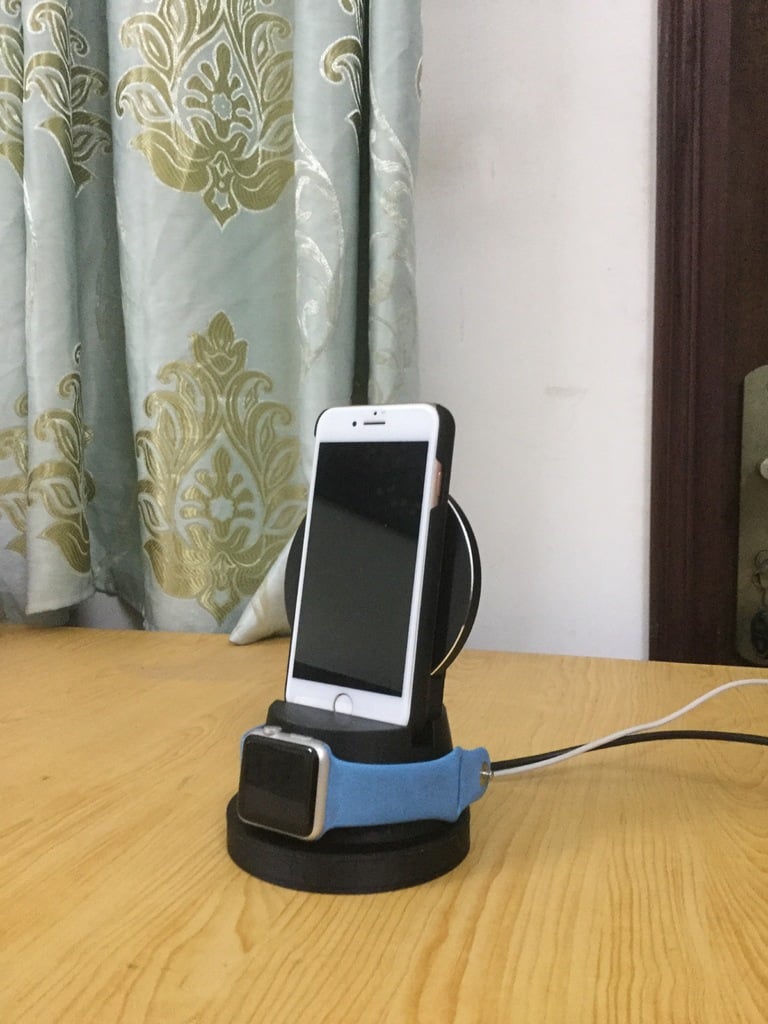 Langaton latausteline iPhonelle ja Apple Watchille