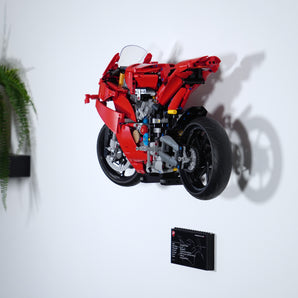 Seinäkiinnike Technic Ducati Panigale V4 S:lle