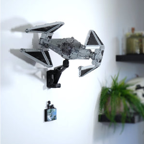 Säädettävä seinäkiinnike UCS Tie Interceptorille