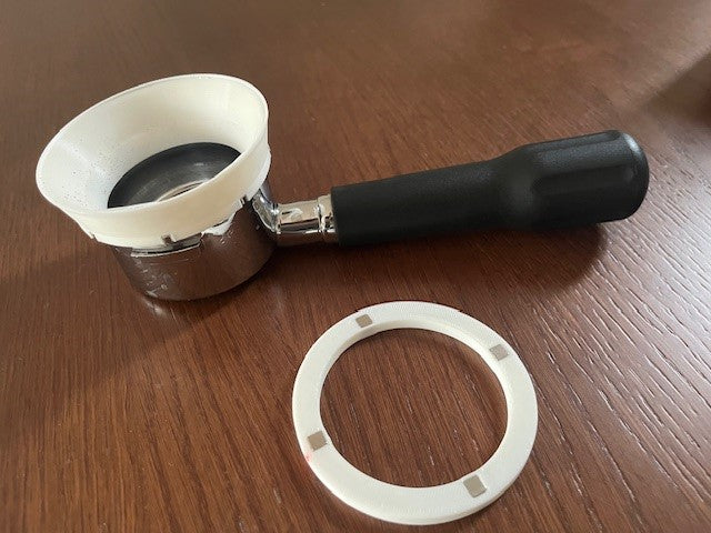 57 mm Espresso Portafilter Magneettinen Annostelukuppi (Lelit)