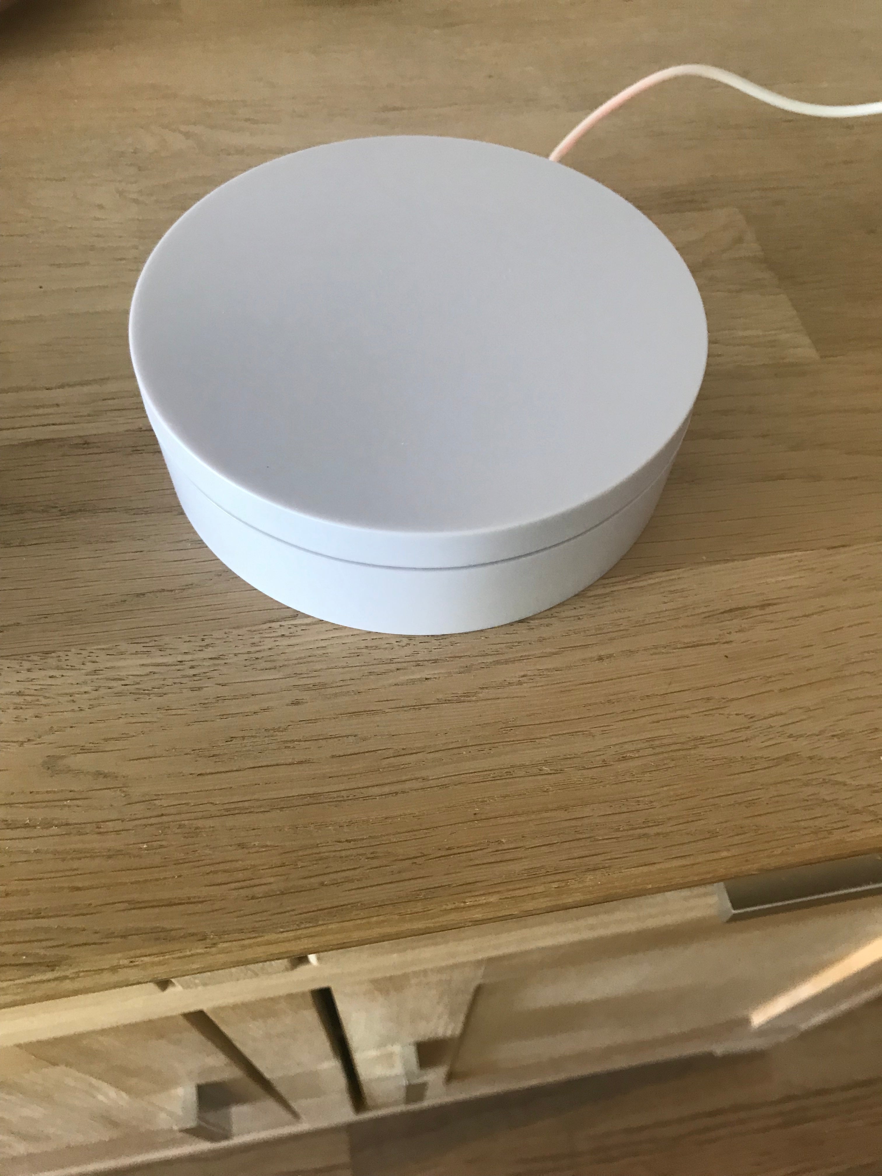 3D-tulostettava pyörivä levy näyttötelineisiin