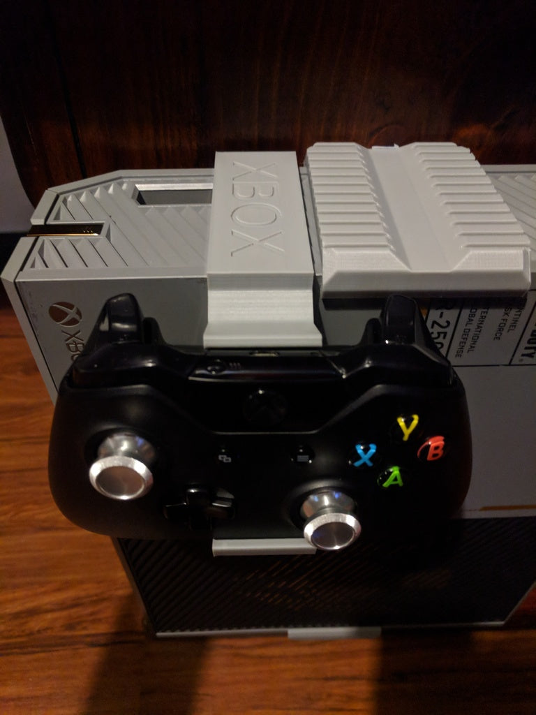 Xbox One -ohjaimen alkuperäinen seinäkiinnike