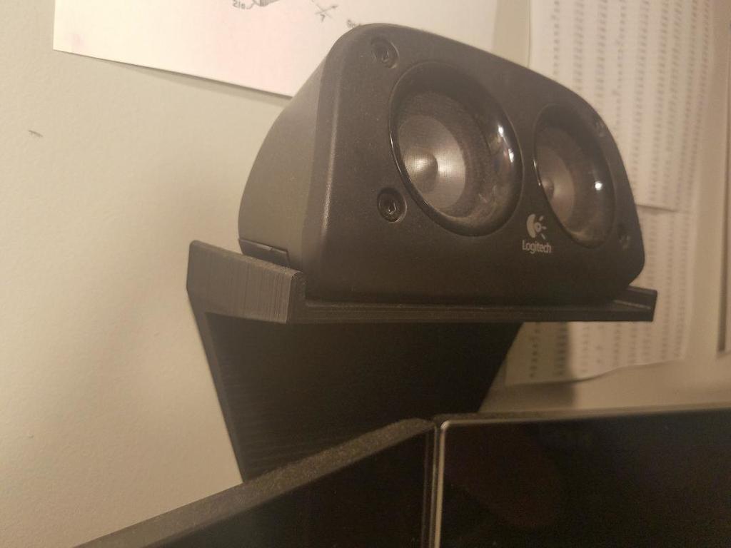 Seinäkiinnike Logitech z506 -kaiutinjärjestelmälle