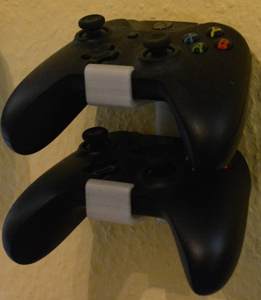 Xbox One -ohjaimen seinäkiinnitys