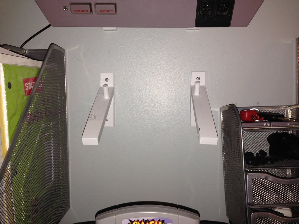 SNES Seinäkiinnike