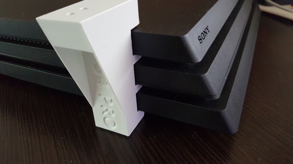 PS4 Pro -seinäteline