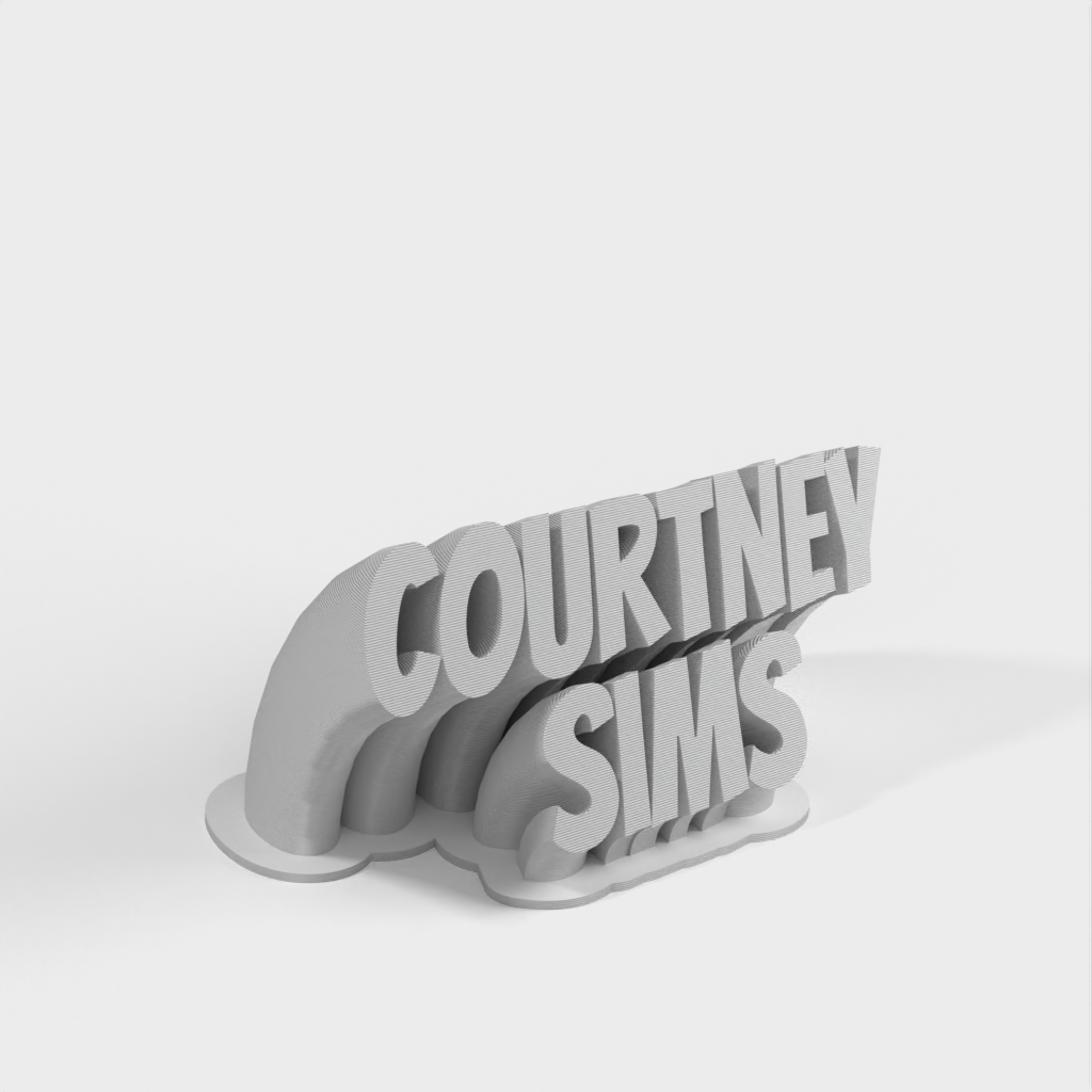 Mukautettu Courtney Simsin nimikyltti