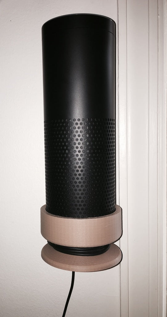 Seinäkiinnitys Amazon Echo -laiteelle virtajohdon pidikkeellä