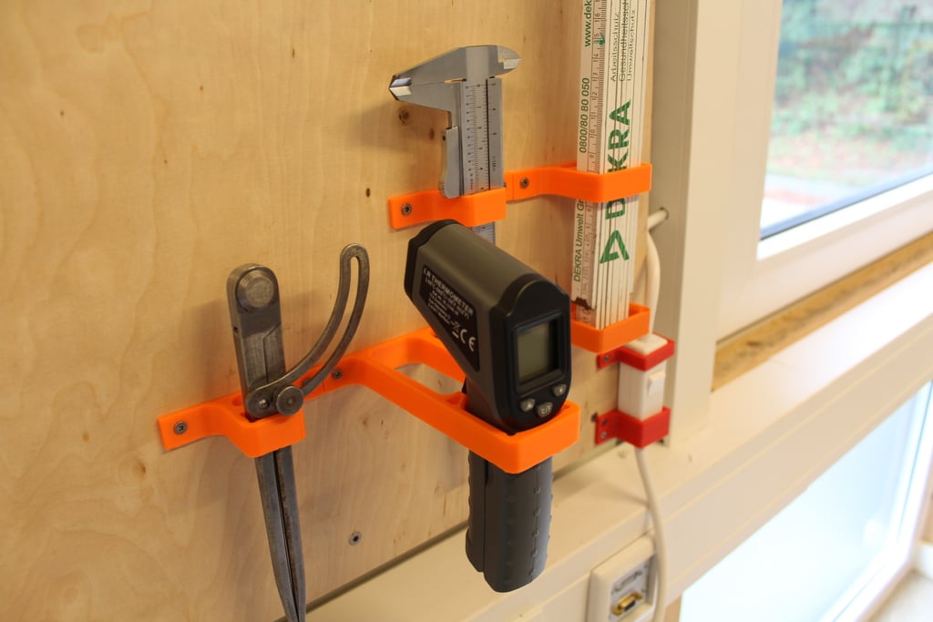 Seinäteline TFA Dostmannin infrapunalämpömittarille (31.1136.10)