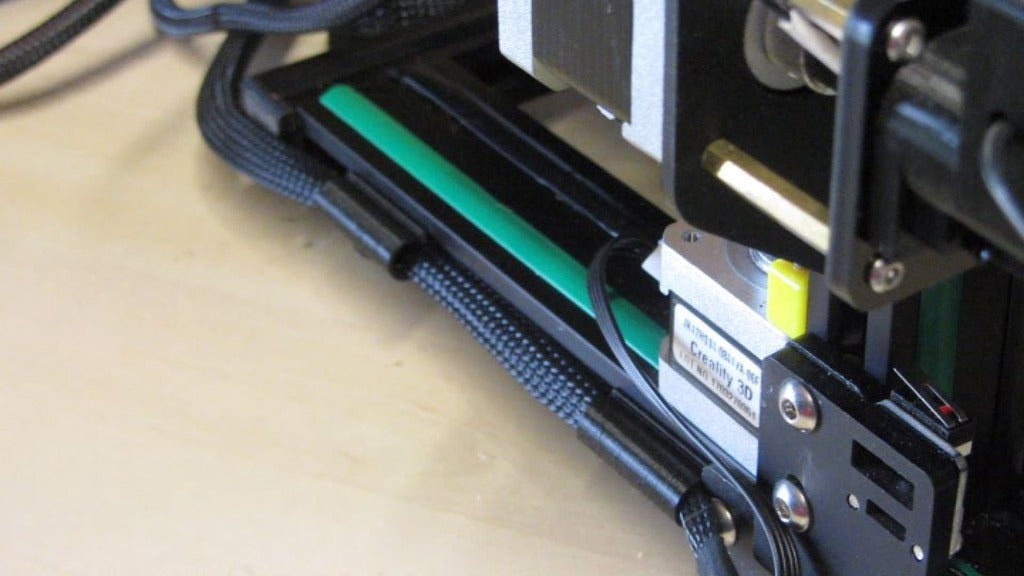 Kaapelin hallintapidikkeet V-profiilin suulakepuristukseen (CR-10)