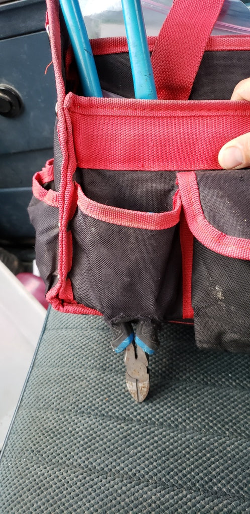 Työkalulaukun sisäosa työkalujen järjestämiseen