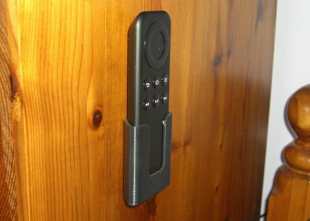 Seinäkiinnitteinen pidike Amazon FireTV Stick -kaukosäätimelle