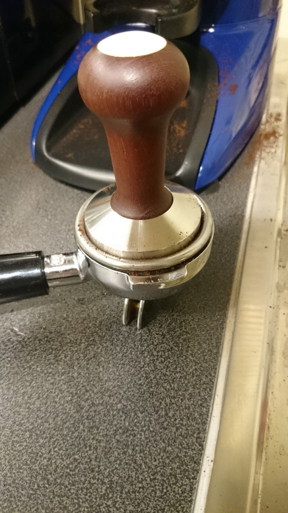 VBM Espressokone 58mm Koritarvikkeet: Suppilo ja jalka