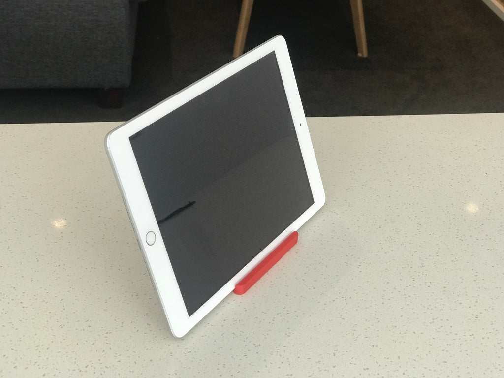 iPad-teline iPad Prolle, iPad Airille ja iPad Minille pienemmällä kulmalla
