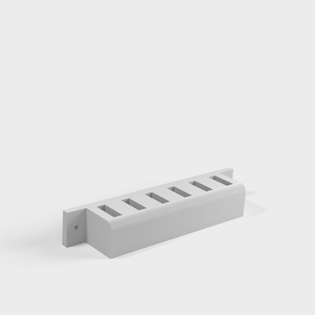 USB-teline 6 USB-tikulle, asennusmahdollisuus pöydälle tai seinälle