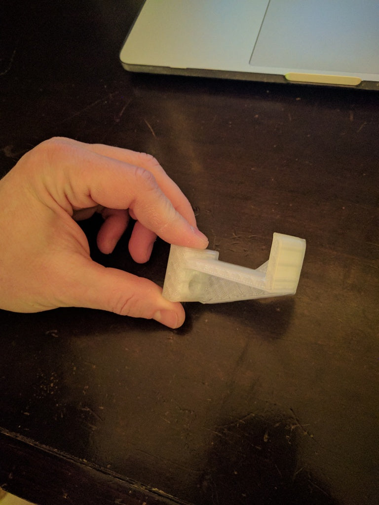 Xbox One S Seinäkiinnitys - Minimalistinen Suunnitelma