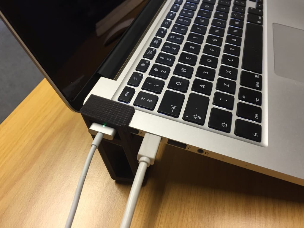 MacBook Pro Retina 13" kannettavan tietokoneteline