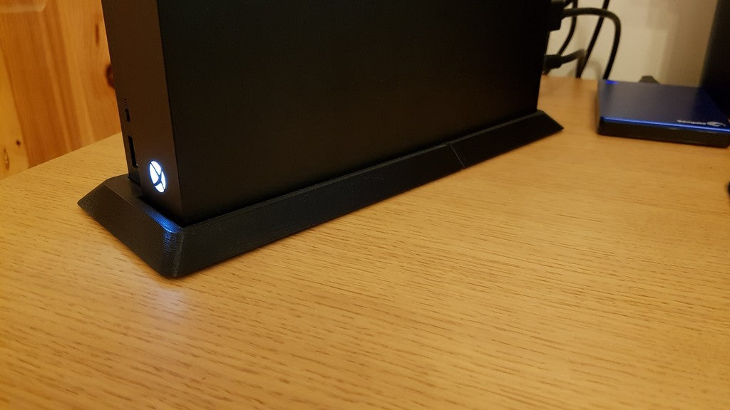 Xbox One X Pystysteline