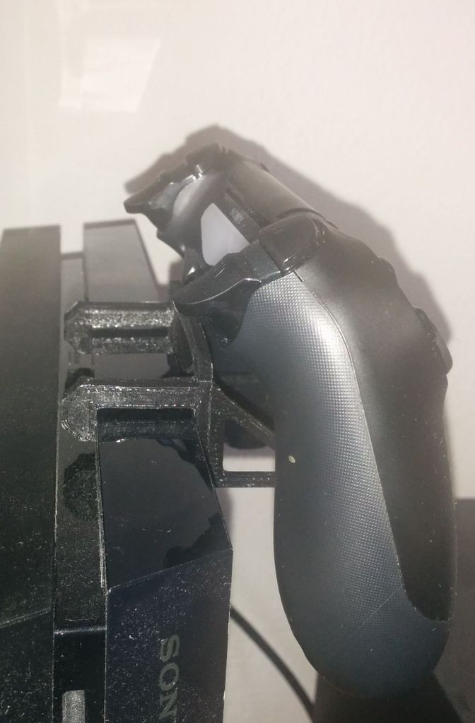 Pystysuuntainen Dualshock-pidike PlayStation 4:lle