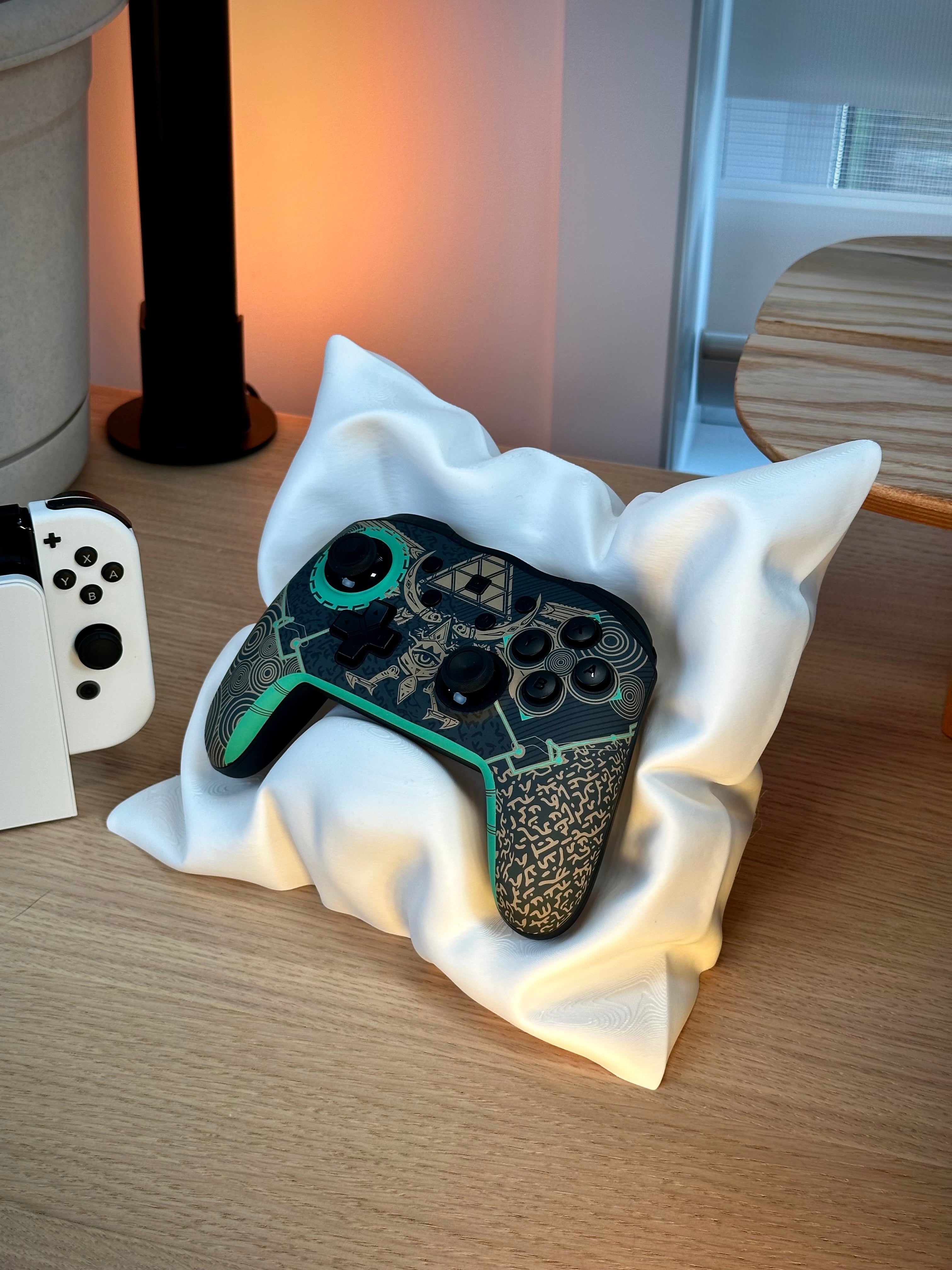 Xbox- ja Switch Pro Controller -pidikkeen pehmuste