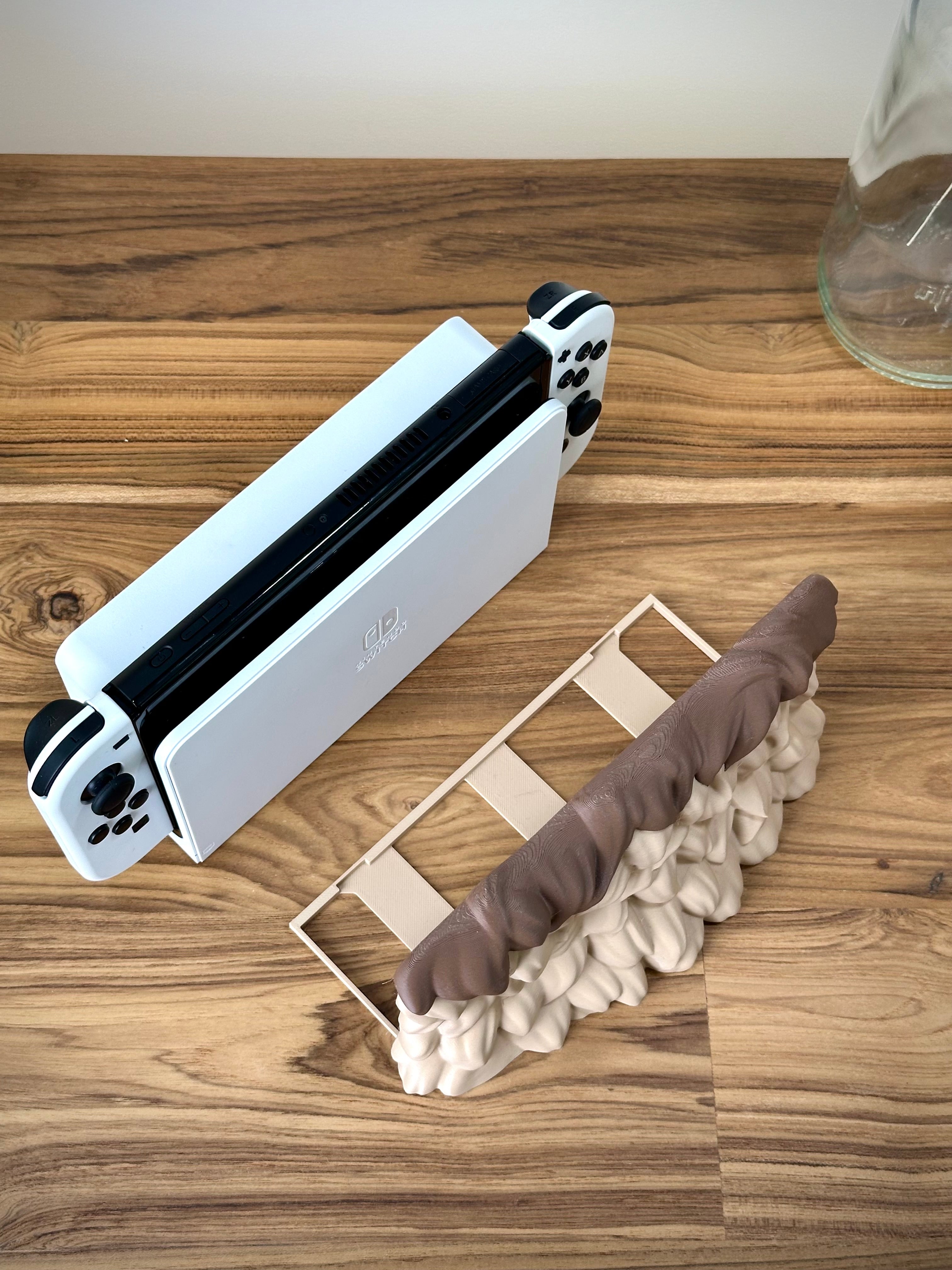 Söpö pörröinen telakka Nintendo Switchille
