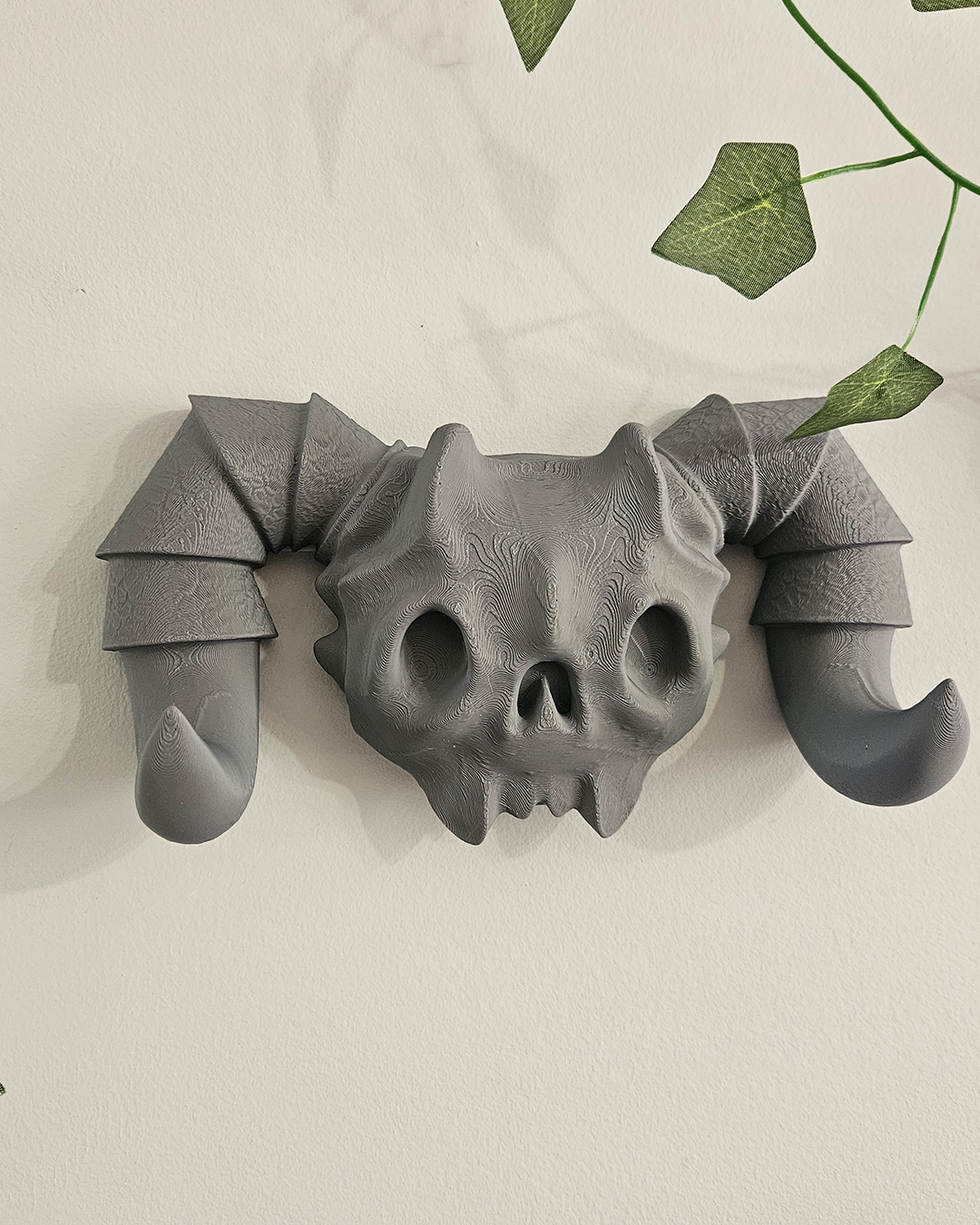 Demonikallo seinäkoukku