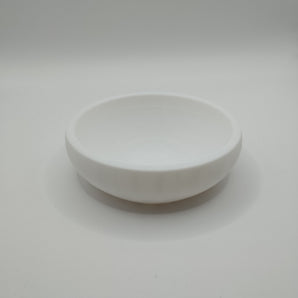 Matala minimalistinen kulho avaimille ja kolikoille
