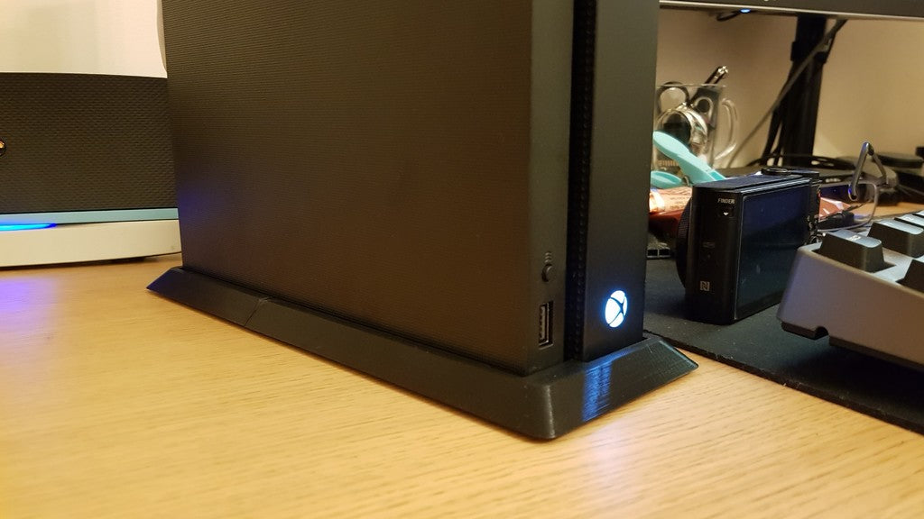 Xbox One X Pystysteline