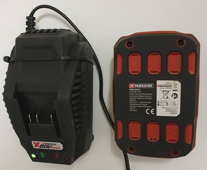 Parkside X20V seinäkiinnike PLG 20 B1 -laturille