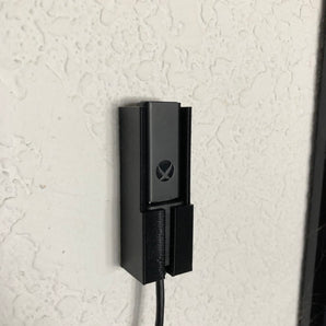 Xbox One -vastaanotin Seinäkiinnike