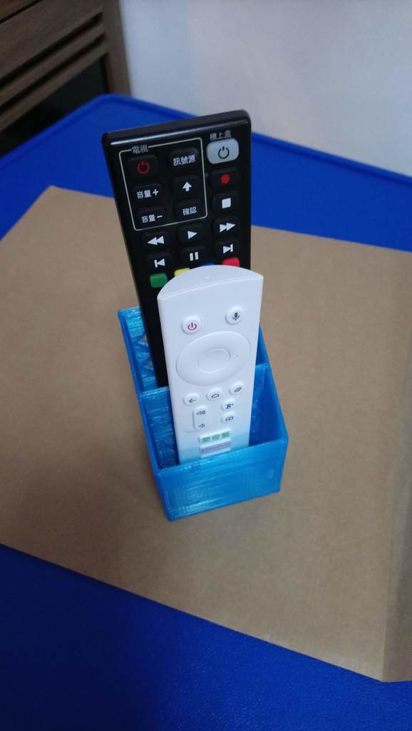 Magneettinen TV:n kaukosäätimen pidike