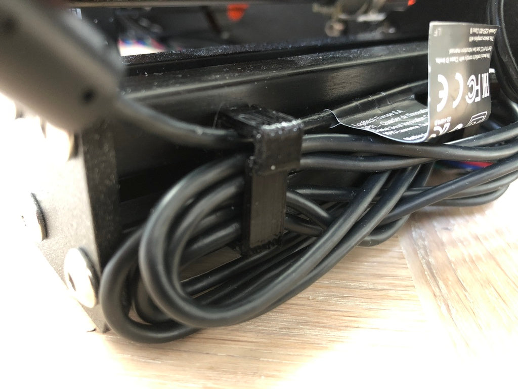 Kaapeliklipsi Prusa i3 MK3 3030 -profiileille