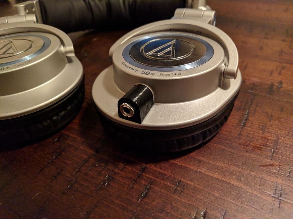 Kotelo irrotettavalle kaapelimoduulille Audio Technica ATH-M50s -laitteeseen