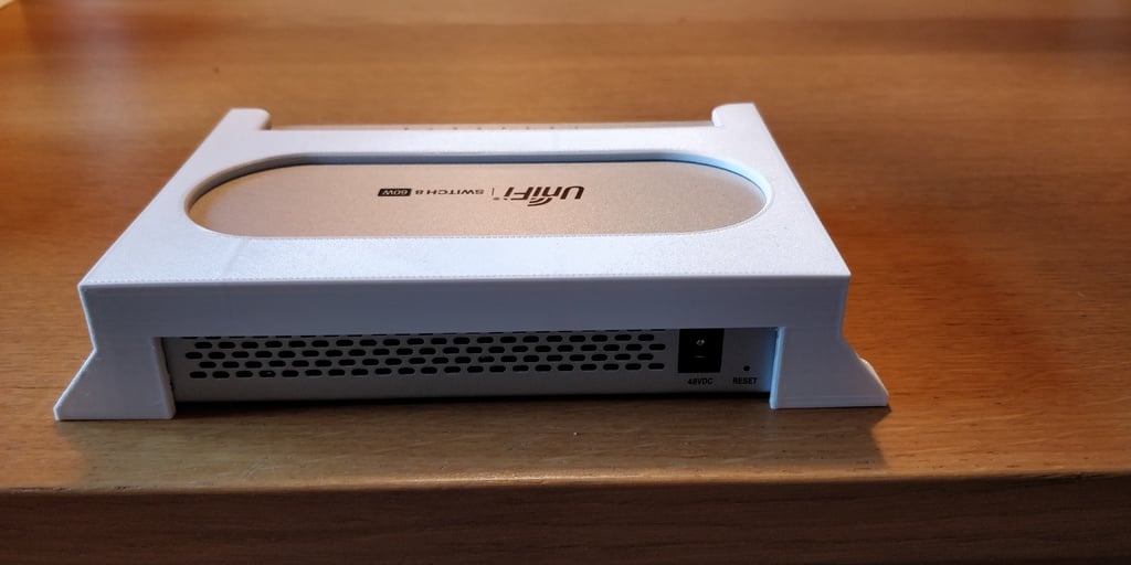 UniFi Switch US-8 / US-8-60W -kiinnike
