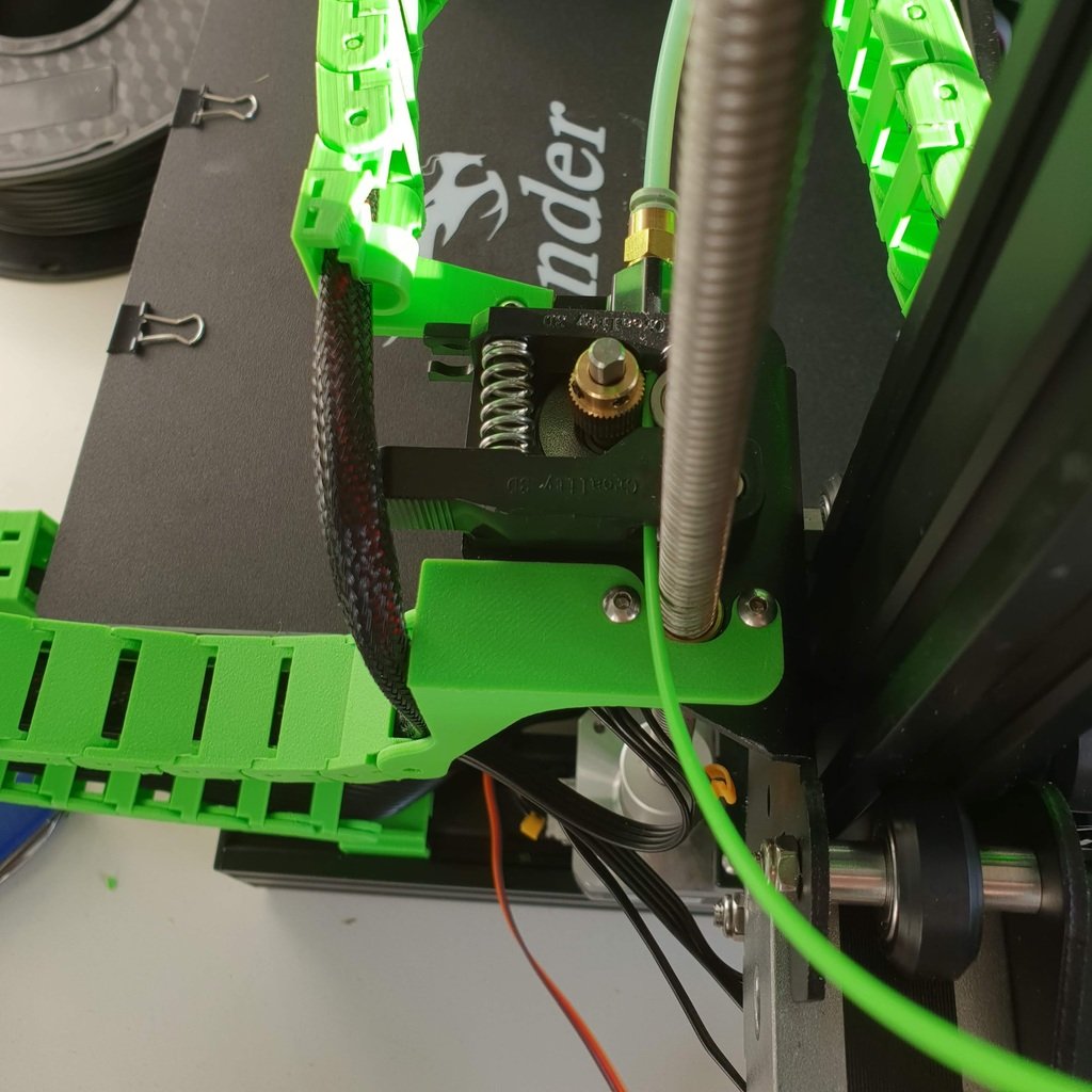 Ender 3 Kaapeliketjun E-kiinnike X-akselille
