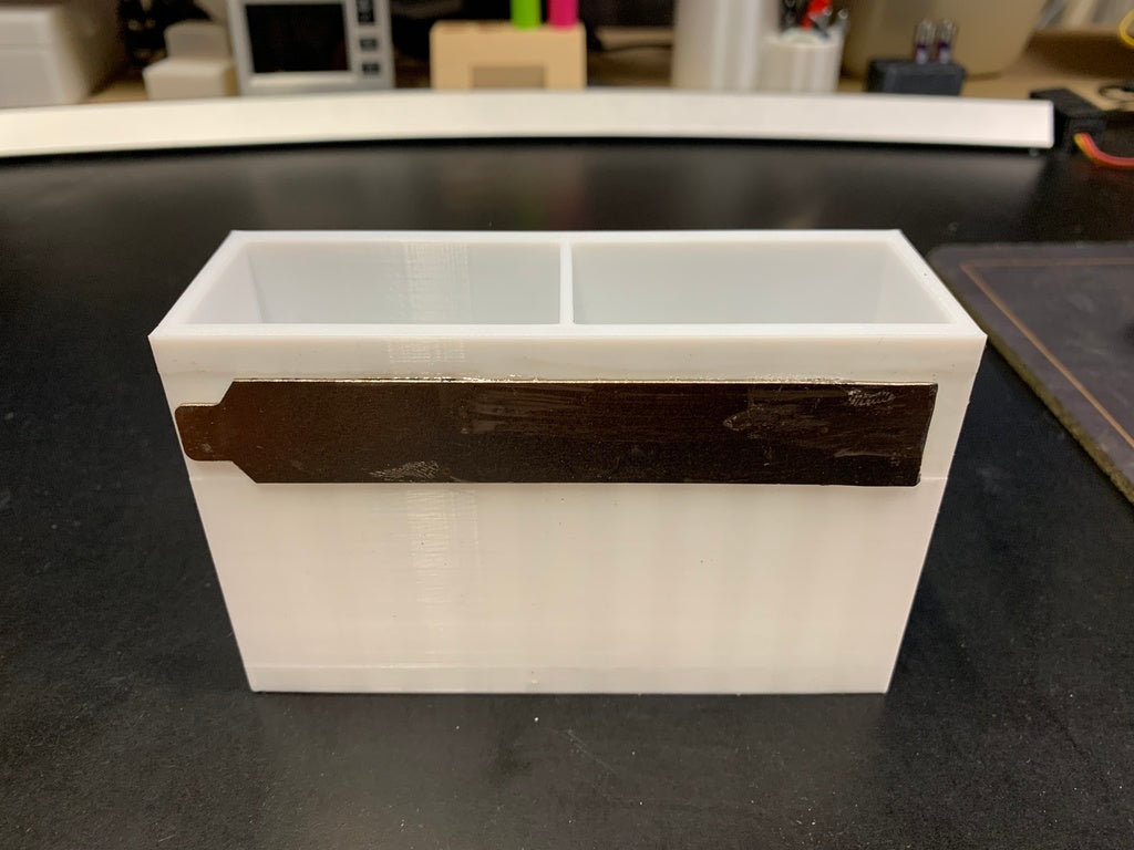 Työkalupakki magneettiseen työkaluluetteloon