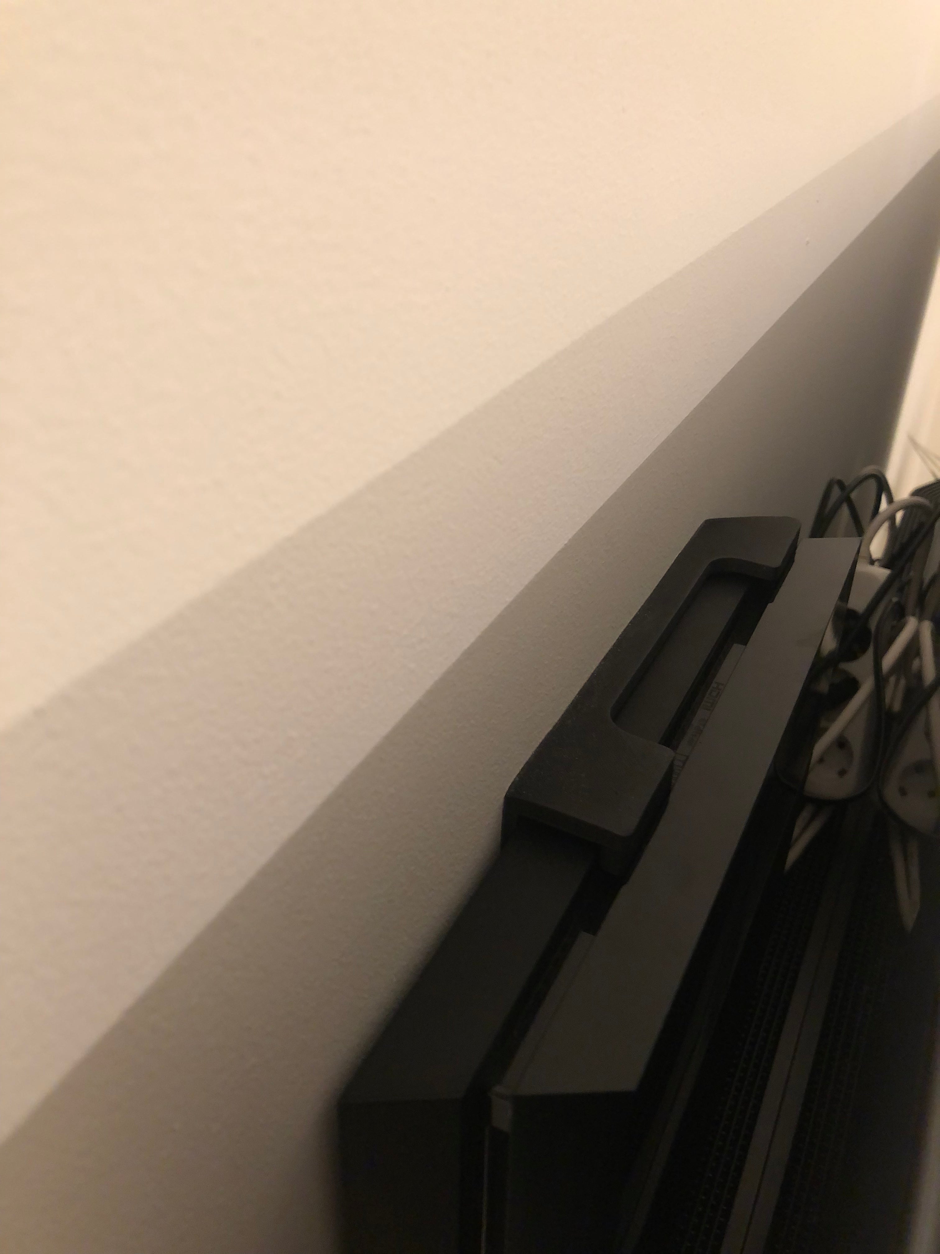PS4-seinäkiinnike - Kestävä seinäkiinnike PlayStation 4:lle