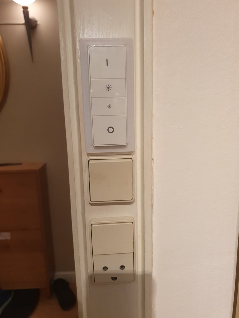 Philips Hue Dimmer Seinäasennus LK/Fuga-pistorasioihin