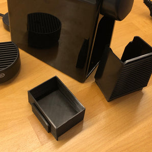 Jätepurnukka De'Longhi Nespresso Essenza Mini EN 85:lle