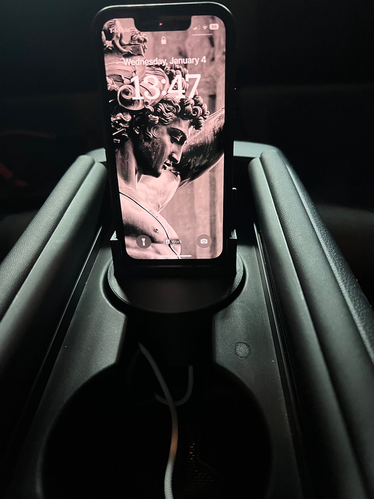 Lataustelakka iPhone Mini -puhelimelle mukitelineessä - Toyota GR86/Subaru BRZ (2022+)