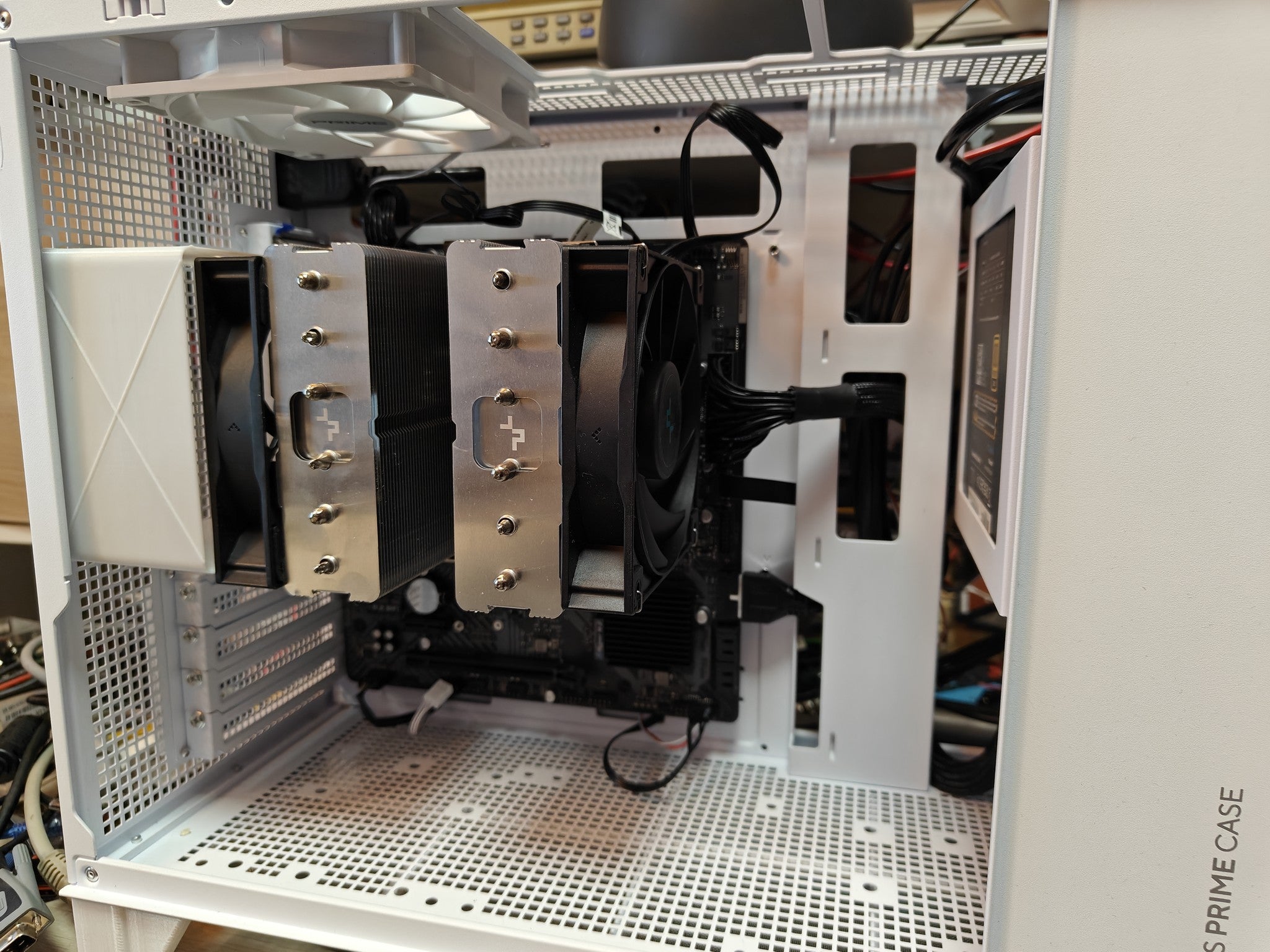 PC CPU Jäähdytystuulettimen tunneli - 12 cm:n tuulettimelle, 6,5 cm:n korkeus