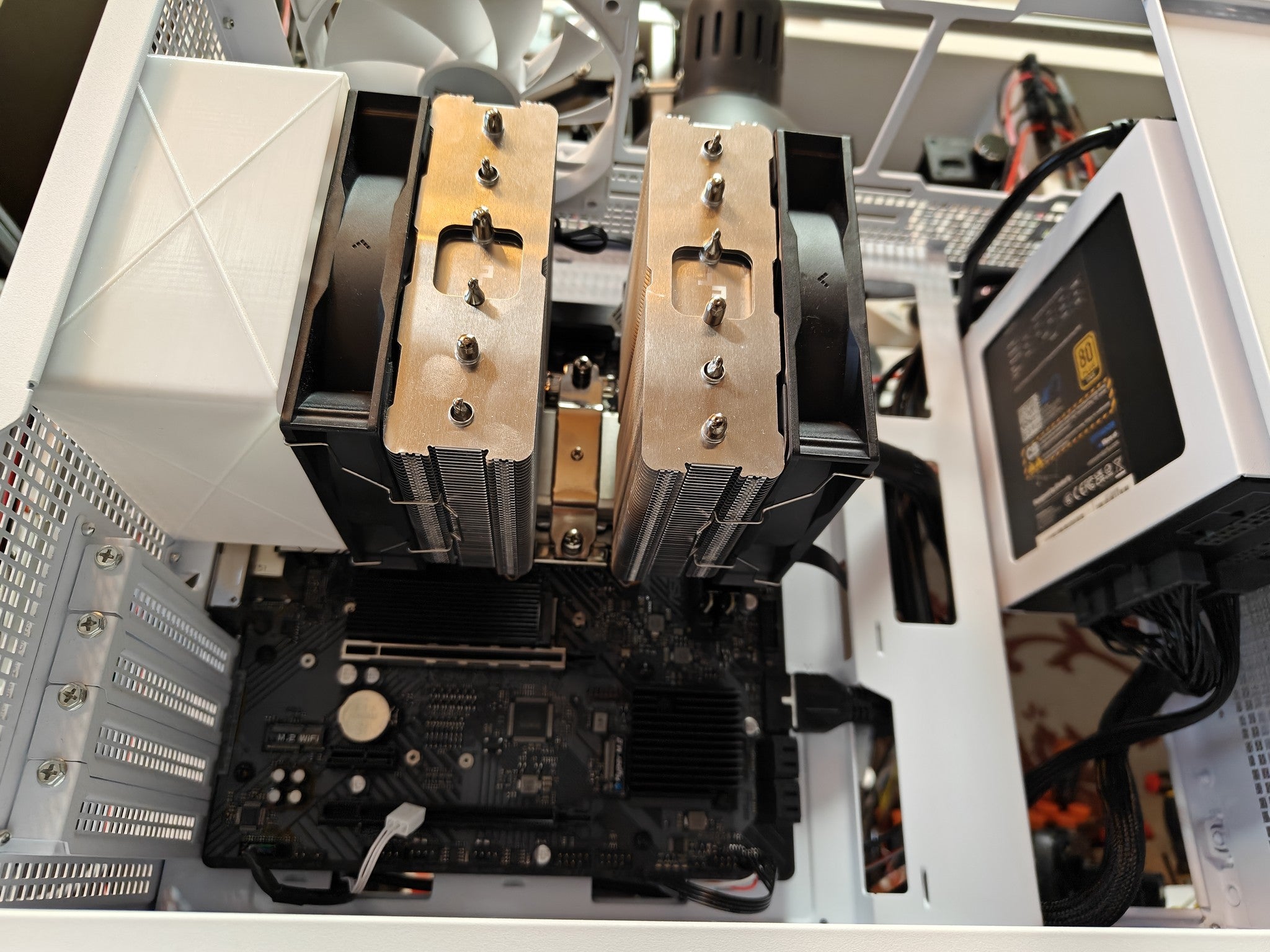 PC CPU Jäähdytystuulettimen tunneli - 12 cm:n tuulettimelle, 6,5 cm:n korkeus
